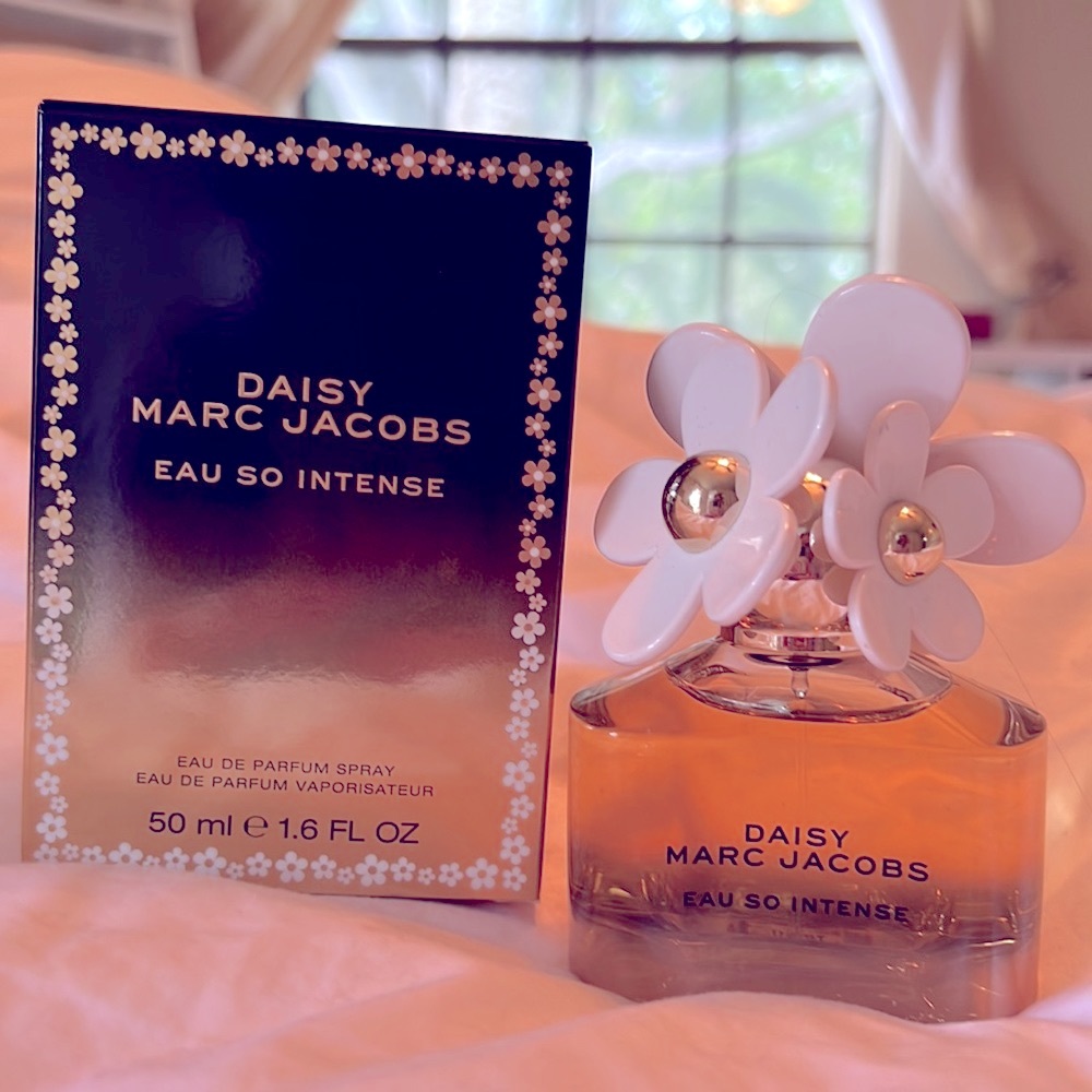 Marc Jacobs Daisy Eau So Intense